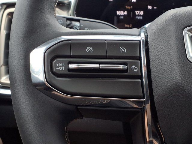 New 2026 GMC Canyon Denali AWD/4WD image 13