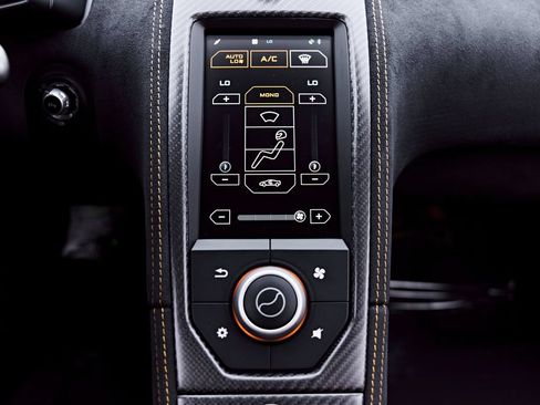 Used 2016 McLaren 675LT Coupe RWD image 93