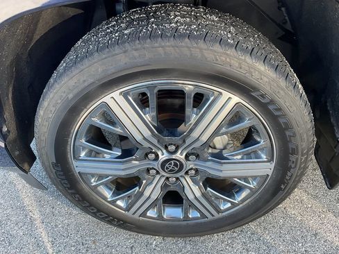 Used 2024 Toyota Sequoia Capstone AWD/4WD image 12