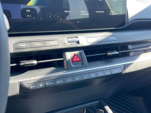 New 2026 Kia K4 FWD image 17