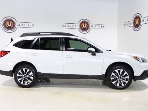 Used 2017 Subaru Outback 2.5i Limited AWD/4WD image 30