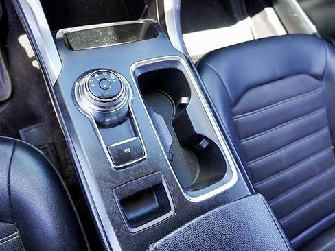 Used 2017 Ford Fusion SE w/ Equipment Group 201A AWD/4WD image 28