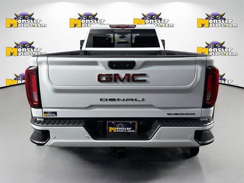 Used 2023 GMC Sierra 3500 Denali w/ Denali Ultimate Package image 6