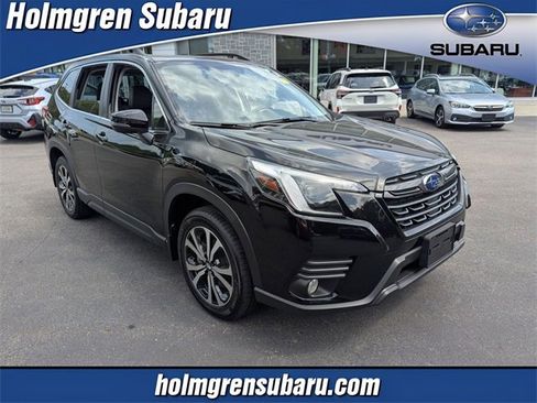 Used 2023 Subaru Forester Limited image 1