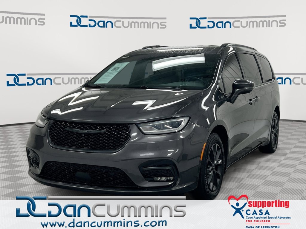 Used 2021 Chrysler Pacifica Touring-L w/ Premium & Safety Sphere Group FWD image 1