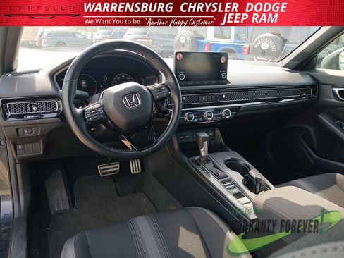 Used 2025 Honda Civic Sport image 15