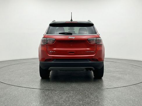 Used 2025 Jeep Compass Limited image 7