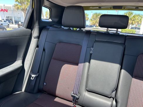 New 2026 Nissan Kicks SR w/ SR Premium Package FWD image 13