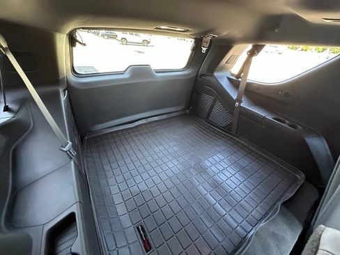 Used 2021 Chevrolet Tahoe LT w/ LT Signature Package AWD/4WD image 10