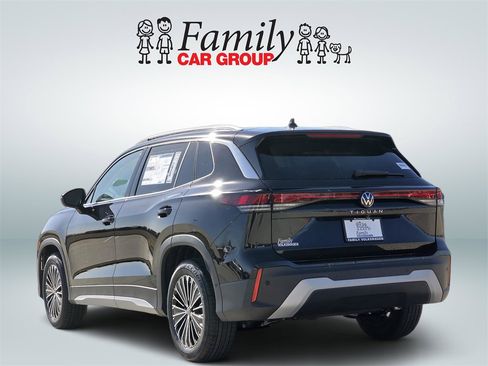 New 2026 Volkswagen Tiguan S image 3