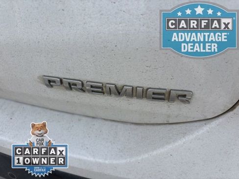 Used 2022 Chevrolet Equinox Premier image 9