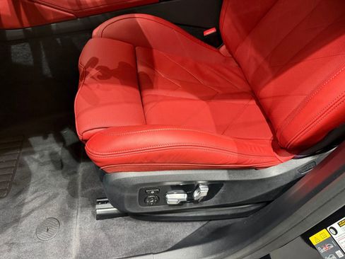 Used 2026 BMW XM Label Red AWD/4WD image 9