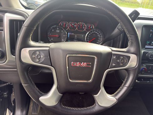 Used 2017 GMC Sierra 1500 SLE w/ Suspension Package, Off-Road AWD/4WD image 18