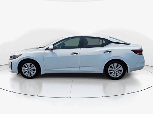 Used 2025 Nissan Sentra S FWD image 10