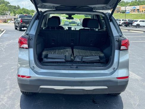 Used 2024 Chevrolet Equinox LT w/ LPO, Floor Liner Package FWD image 5
