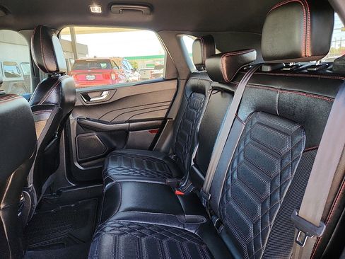 Used 2023 Ford Escape ST-Line Elite w/ Premium Technology Package image 5