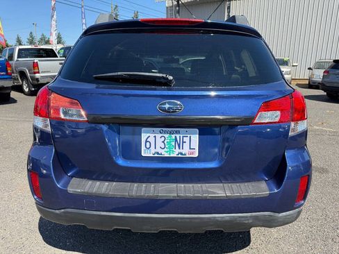 Used 2010 Subaru Outback 3.6R Premium image 7