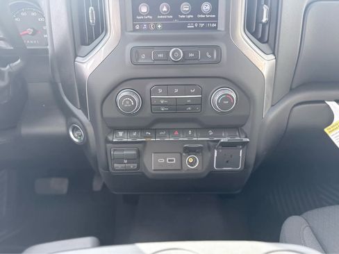 Used 2025 Chevrolet Silverado 2500 Custom w/ Custom Value Package image 24