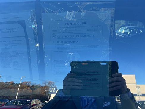 Certified 2023 Volkswagen Atlas SE image 37