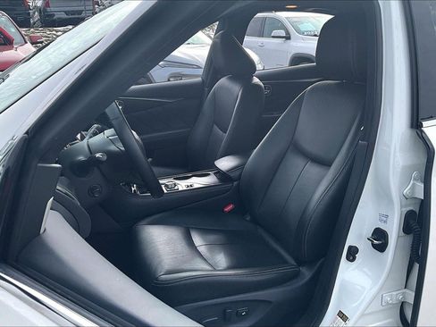 Used 2022 INFINITI Q50 Sensory image 18