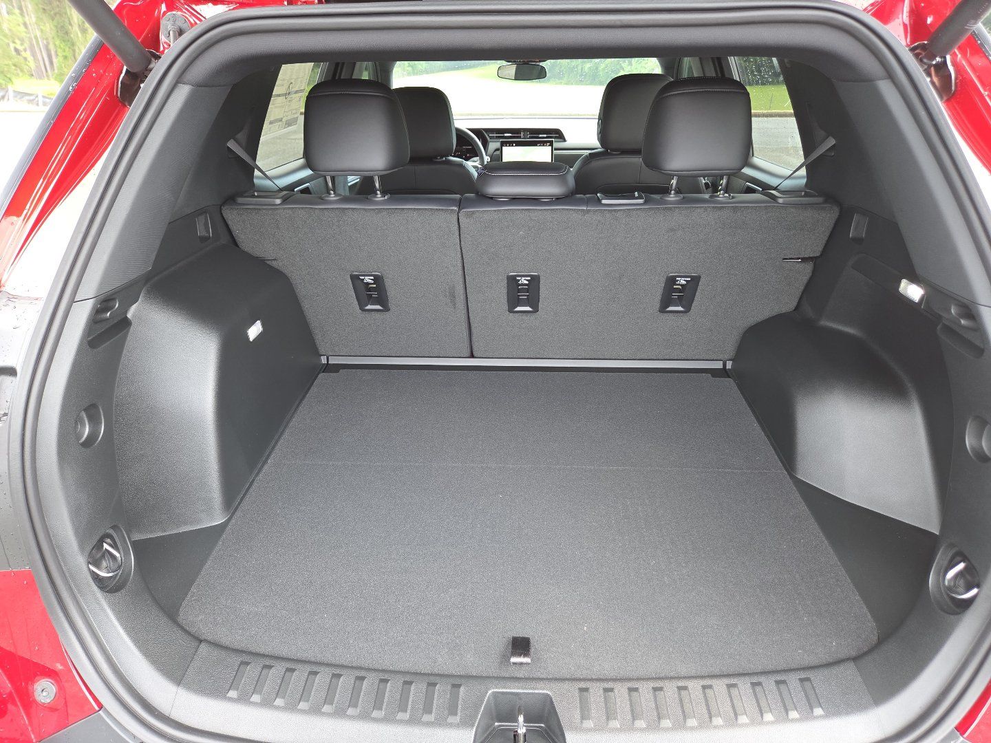 New 2027 GMC Terrain Elevation w/ Elevation Premium Package FWD image 19