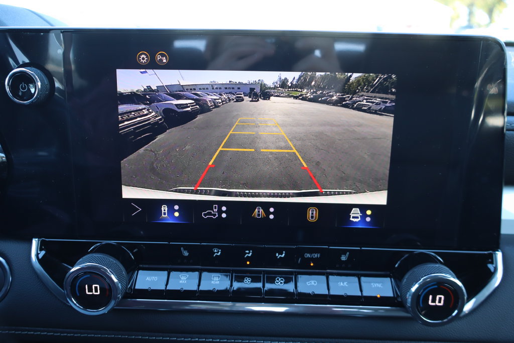 New 2026 Chevrolet Colorado LT w/ LT Convenience Package AWD/4WD image 12