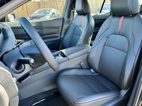 New 2026 Nissan Sentra SR image 23