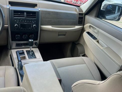 Used 2008 Jeep Liberty Sport w/ Popular Equipment Group AWD/4WD image 6