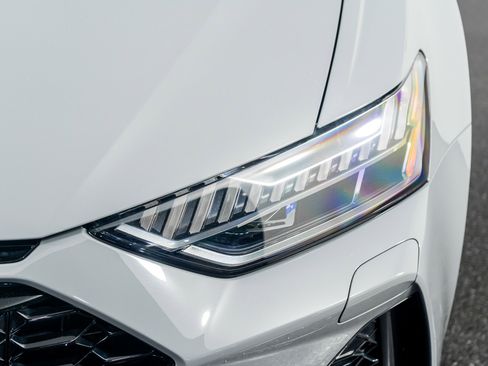 Used 2023 Audi RS 6 4.2 image 24