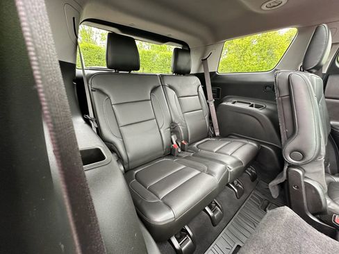 Used 2017 GMC Acadia SLT AWD/4WD image 21