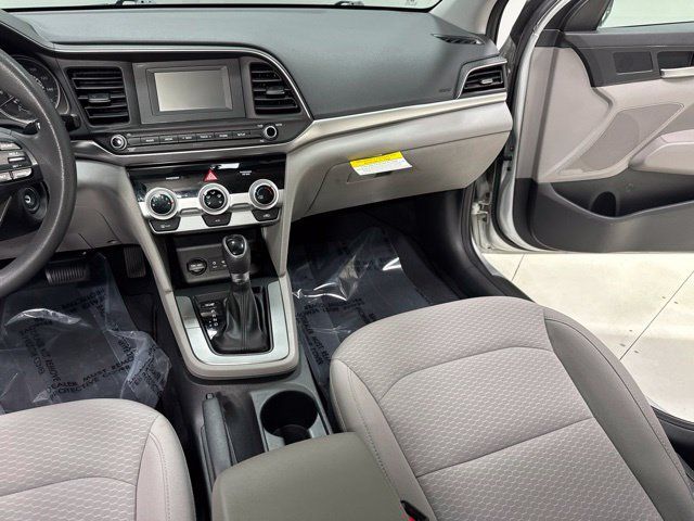 Used 2019 Hyundai Elantra SE FWD image 20