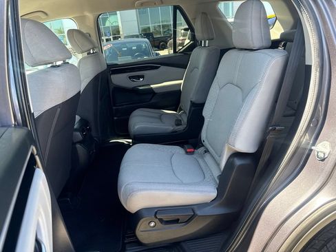 Used 2024 Honda Pilot LX image 22