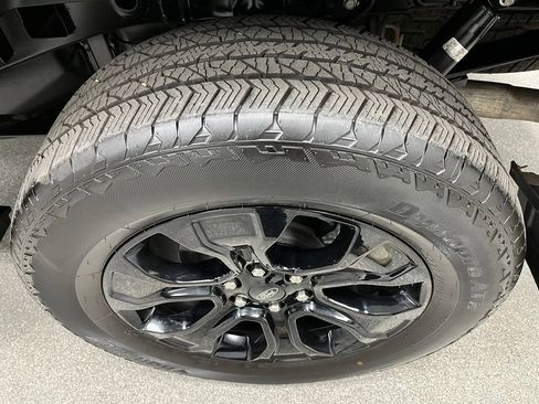 Used 2023 Ford F150 Lariat w/ Equipment Group 502A High AWD/4WD image 16