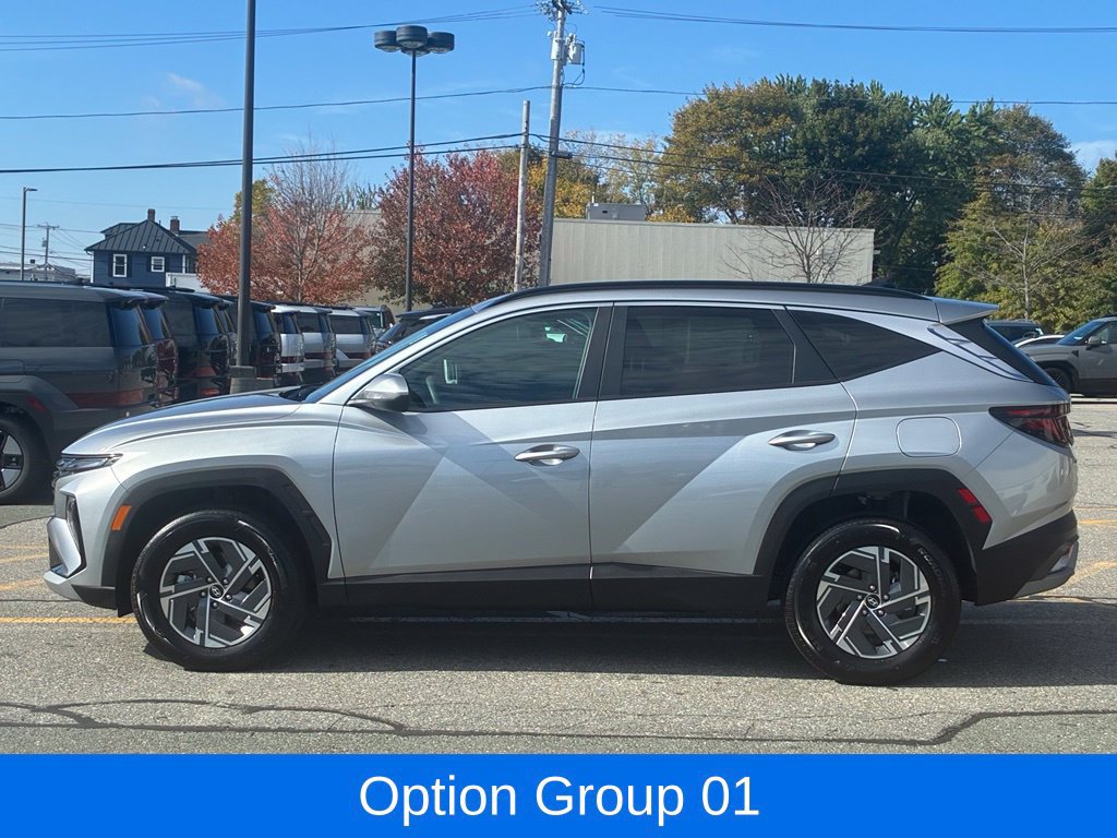 Used 2025 Hyundai Tucson Blue AWD/4WD image 3