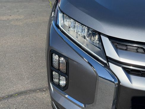 Used 2024 Mitsubishi Outlander Sport SE image 5