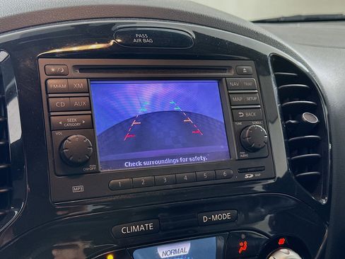 Used 2014 Nissan Juke SL image 22