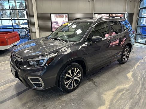 Used 2021 Subaru Forester Limited image 36