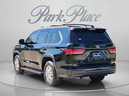 Used 2024 Toyota Sequoia SR5 w/ SR5 Premium Package AWD/4WD image 3