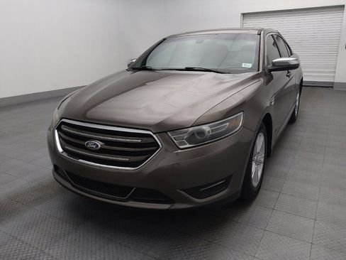 Used 2015 Ford Taurus Limited image 15
