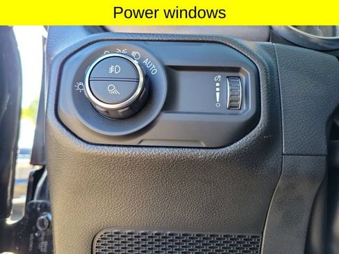 Used 2023 Jeep Gladiator Mojave w/ LED Lighting Group AWD/4WD image 19