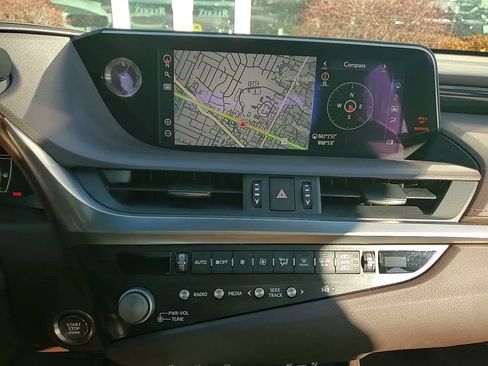 Used 2021 Lexus ES 250 w/ Premium Package image 33