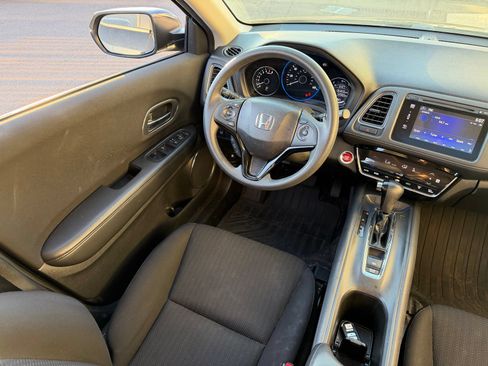 Used 2016 Honda HR-V EX image 6