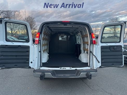 Certified 2023 Chevrolet Express 2500 w/ Driver Convenience Package image 11