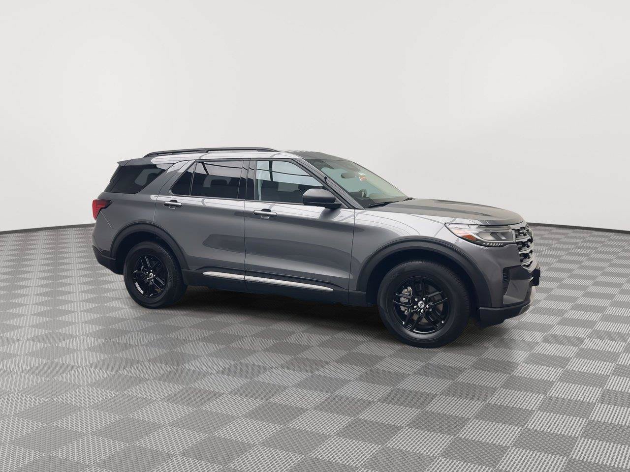 Certified 2025 Ford Explorer Active AWD/4WD image 43