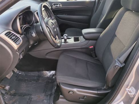 Used 2014 Jeep Grand Cherokee Laredo w/ Quick Order Package 23E image 8