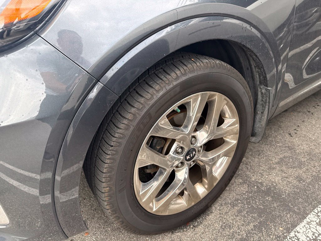Used 2019 Kia Sorento SX FWD image 10