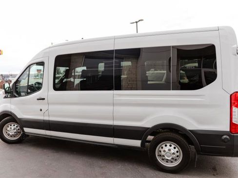 Used 2024 Ford Transit 350 XLT image 11