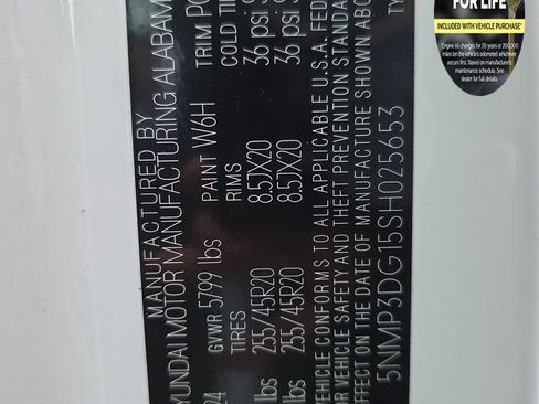 Used 2025 Hyundai Santa Fe Limited image 30