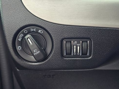 Used 2019 Dodge Grand Caravan GT FWD image 20