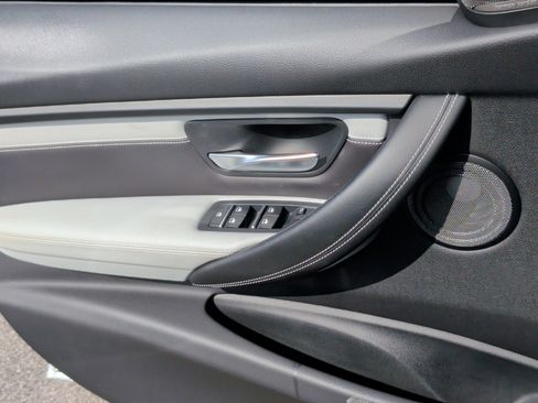 Used 2017 BMW M3 Sedan image 26